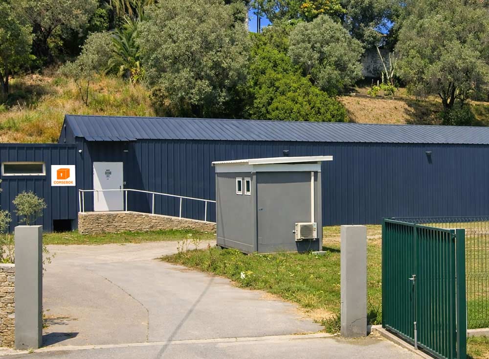 Garde-meubles à Ajaccio – accès facile et sécurisé